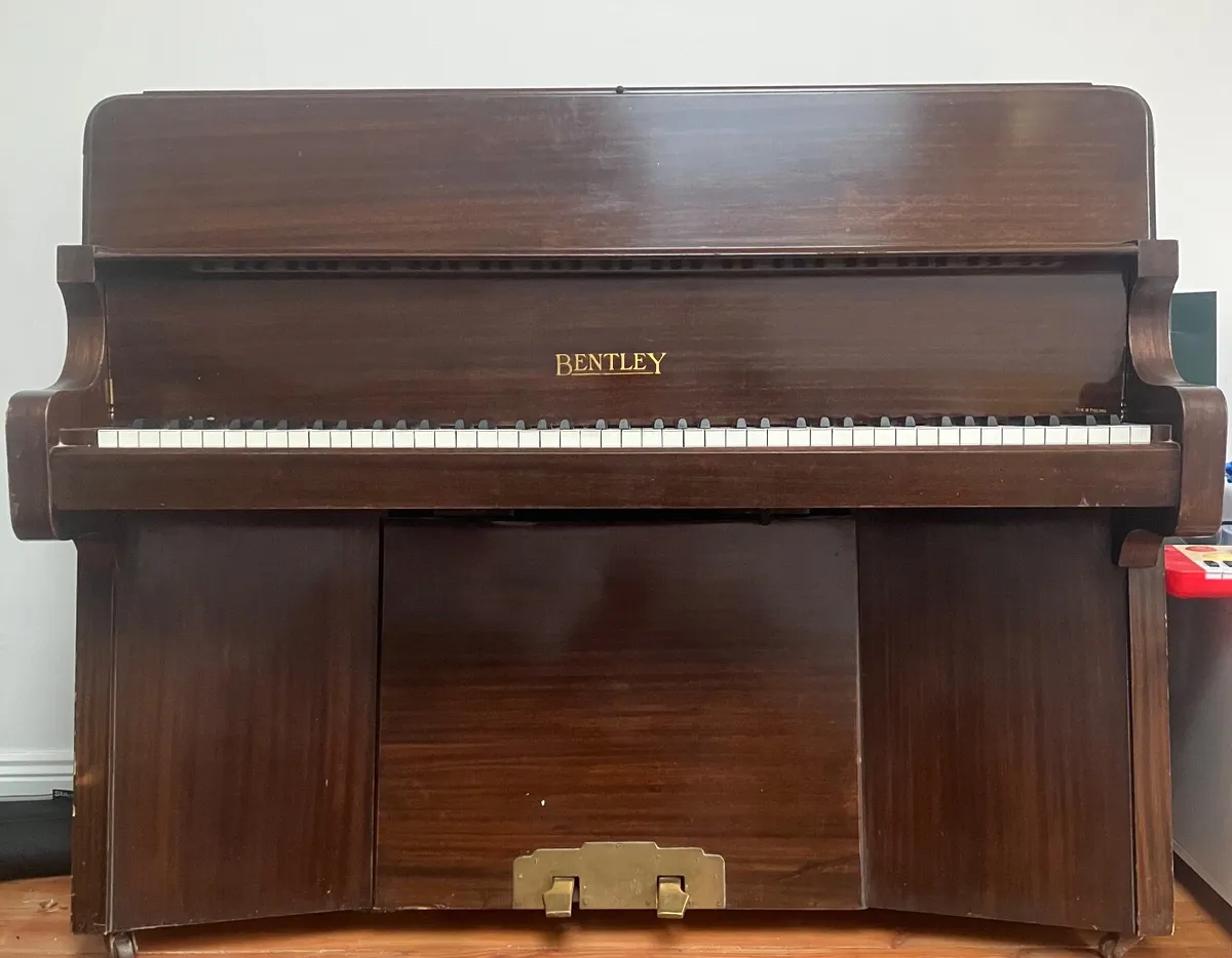 Piano - Image 1