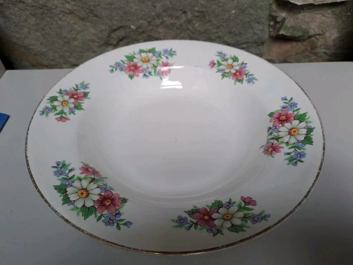 Arklow Pottery soup bowl - Image 1
