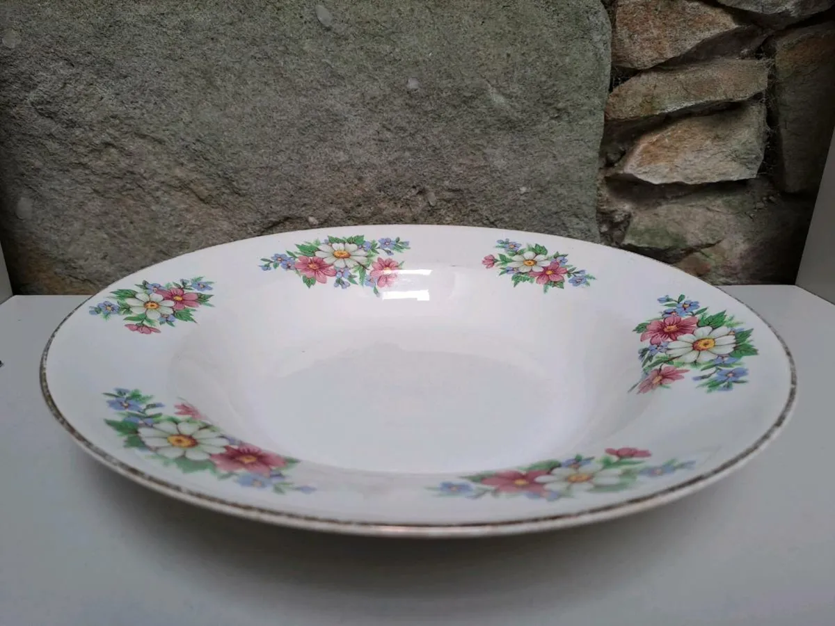 Arklow Pottery soup bowl - Image 2