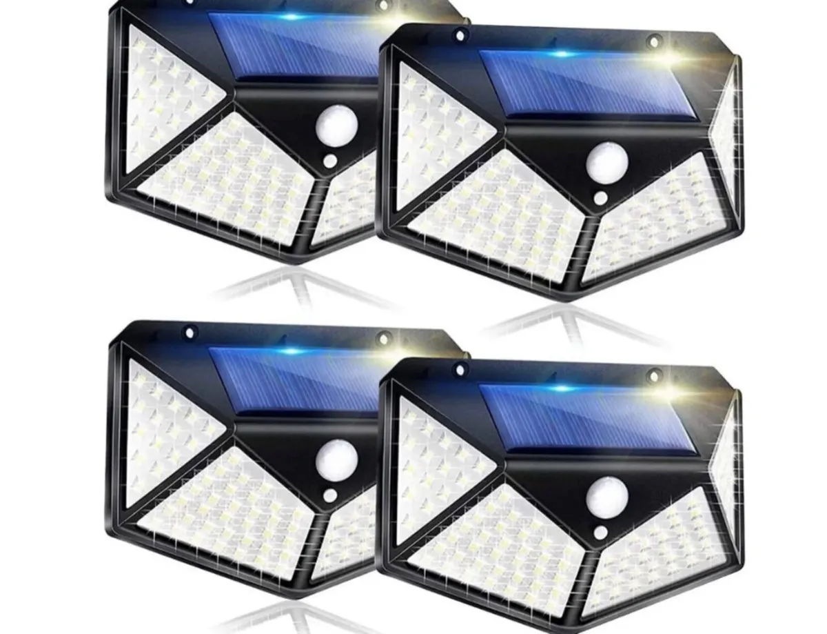 4 x Solar Powered Wall Lights LED PIR NEW - Image 2