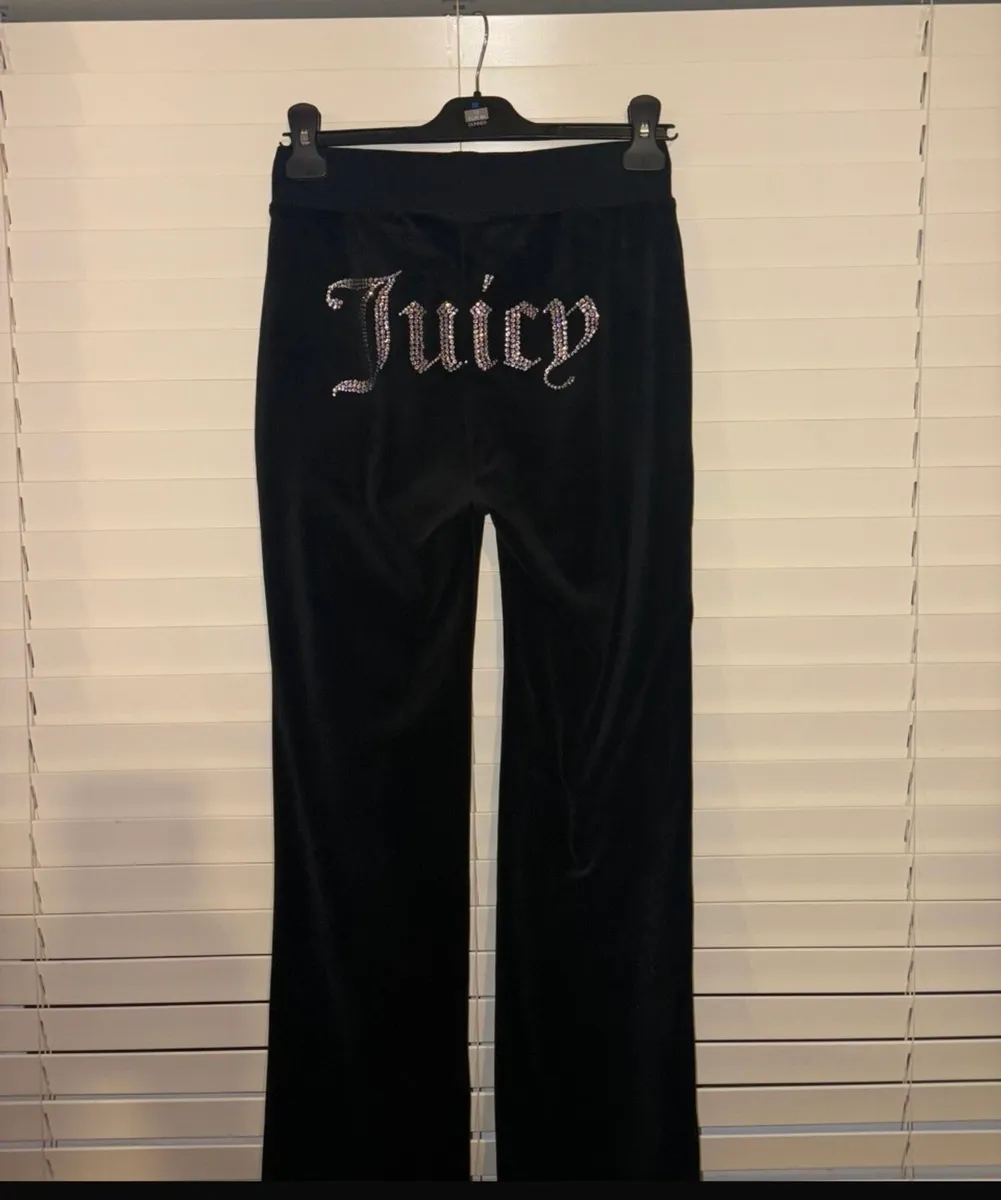 Track suit - Image 1