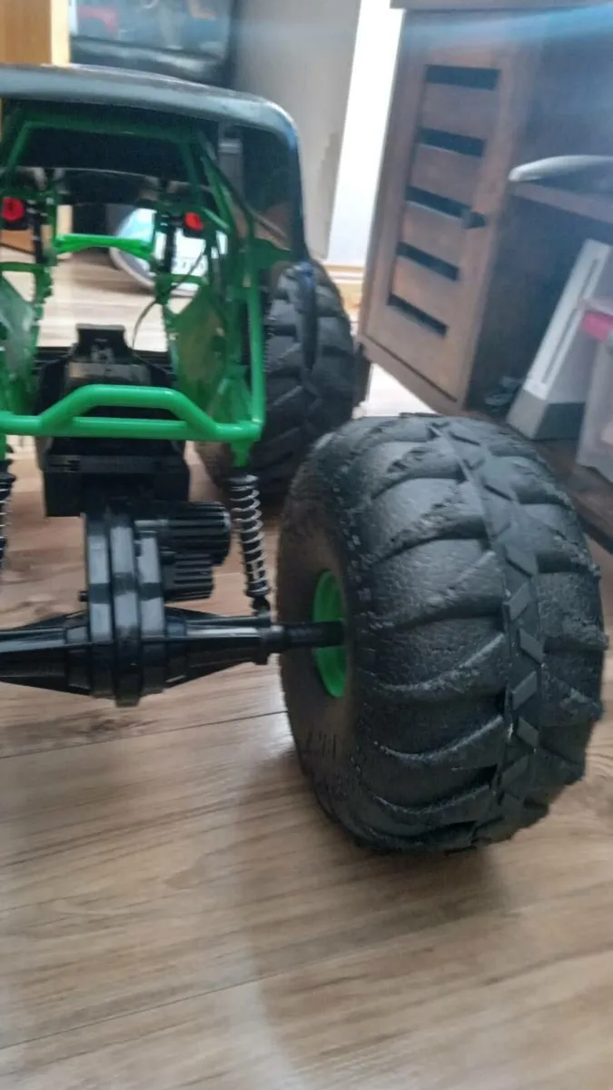 RC Monster Grave Diggar - Image 4