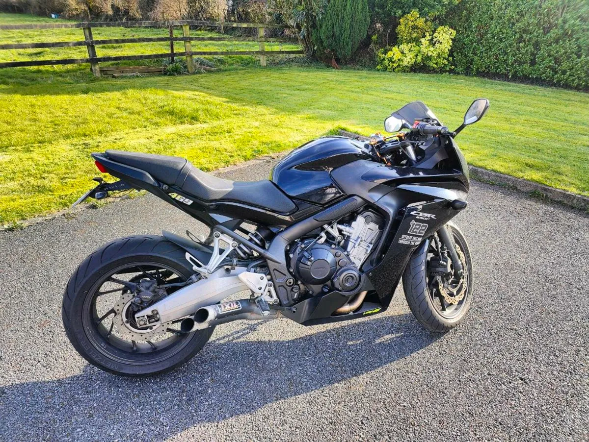 Honda CBR650F 2014 - Image 1