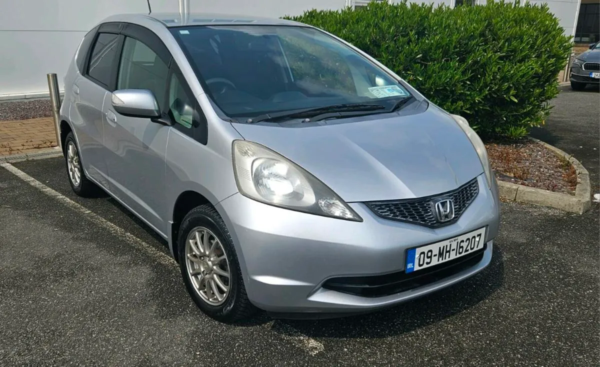Honda FIT Automatic - Image 1