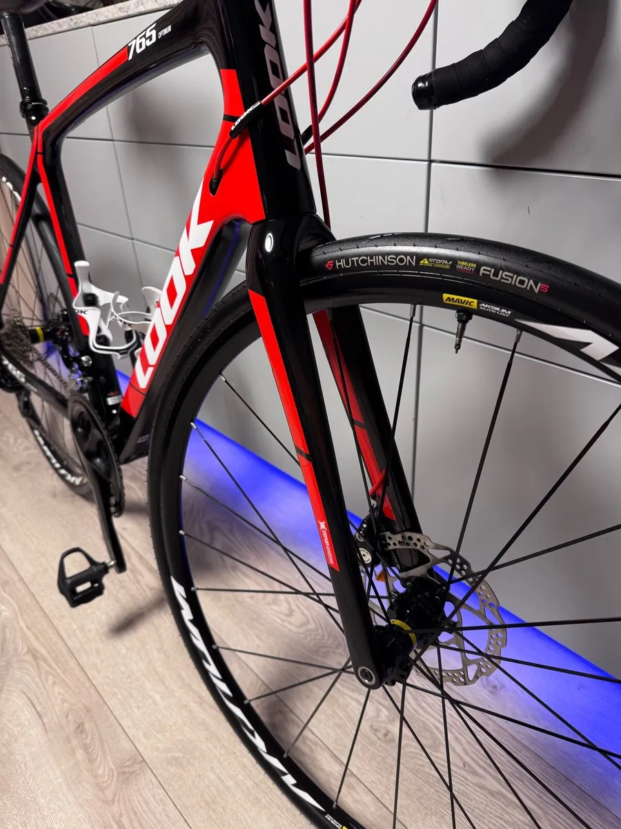LOOK 765 Optimum Full Carbon Road Bike - Image 4
