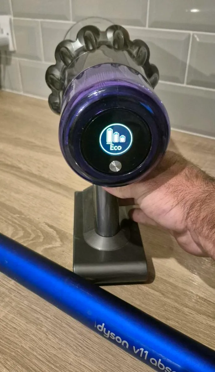 cordless Dyson V11 parts or repair goes - Image 2
