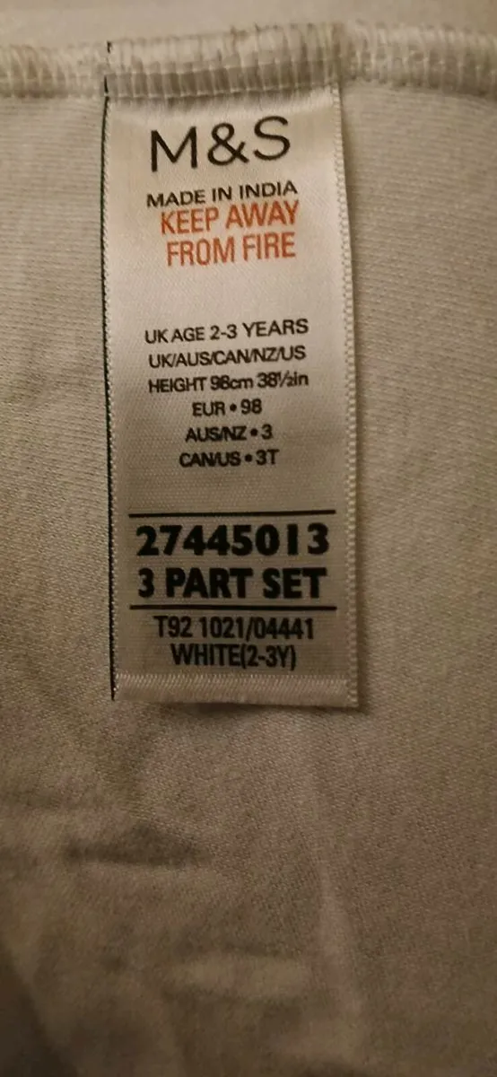 White Babygros / Sleep suits 2-3years - Image 2