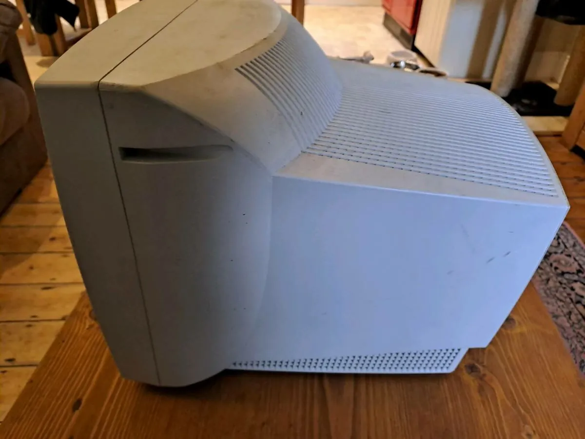 Compaq V55 CRT monitor - Image 4