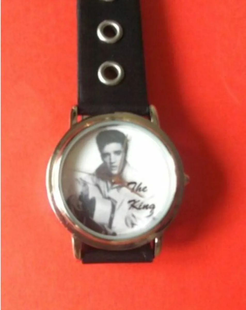 ELVIS -The Collectors Watch and guitar case - Image 4