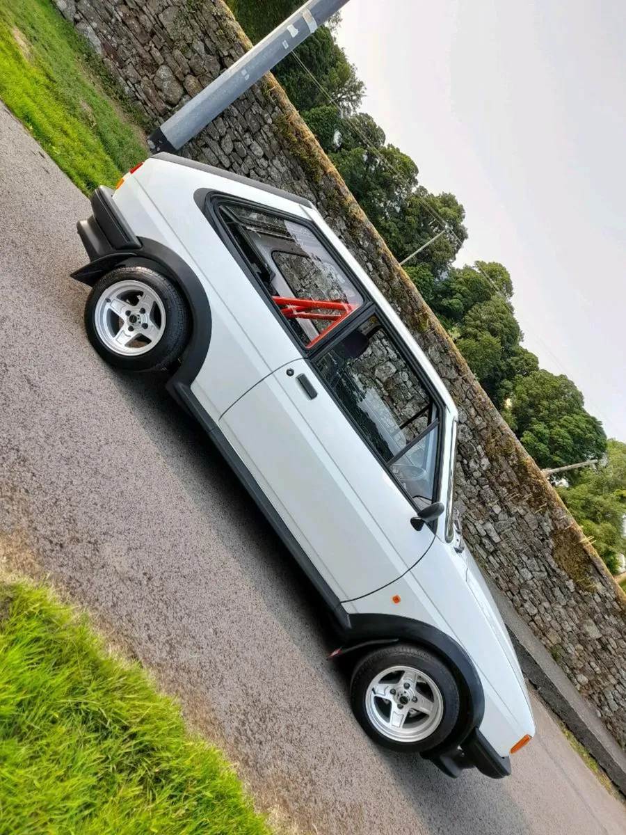 * Ford Fiesta 2litre zetec * Fully Restored * - Image 2