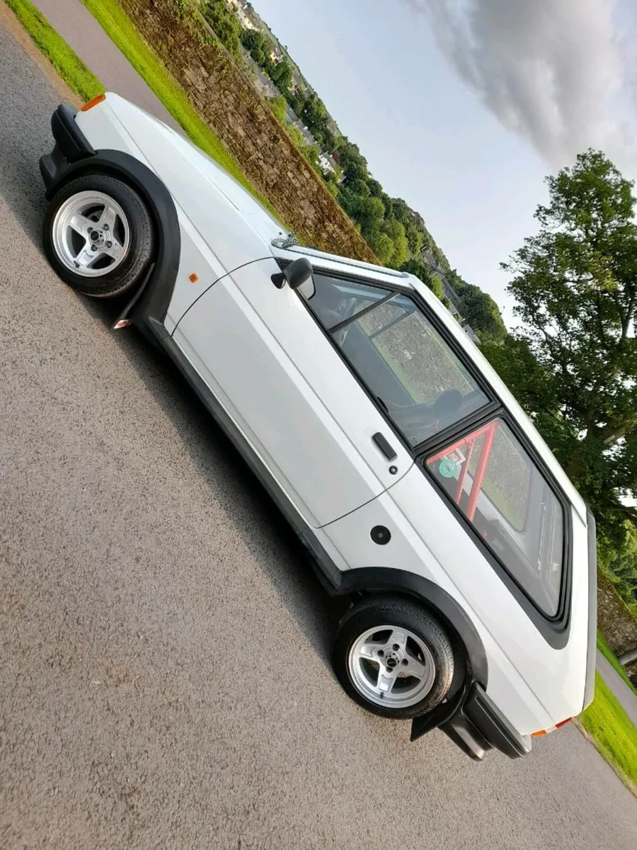 * Ford Fiesta 2litre zetec * Fully Restored * - Image 3