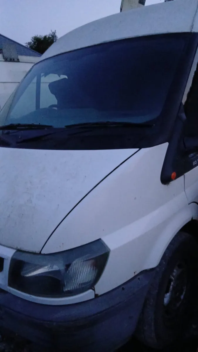 Ford Transit 2005 - Image 2