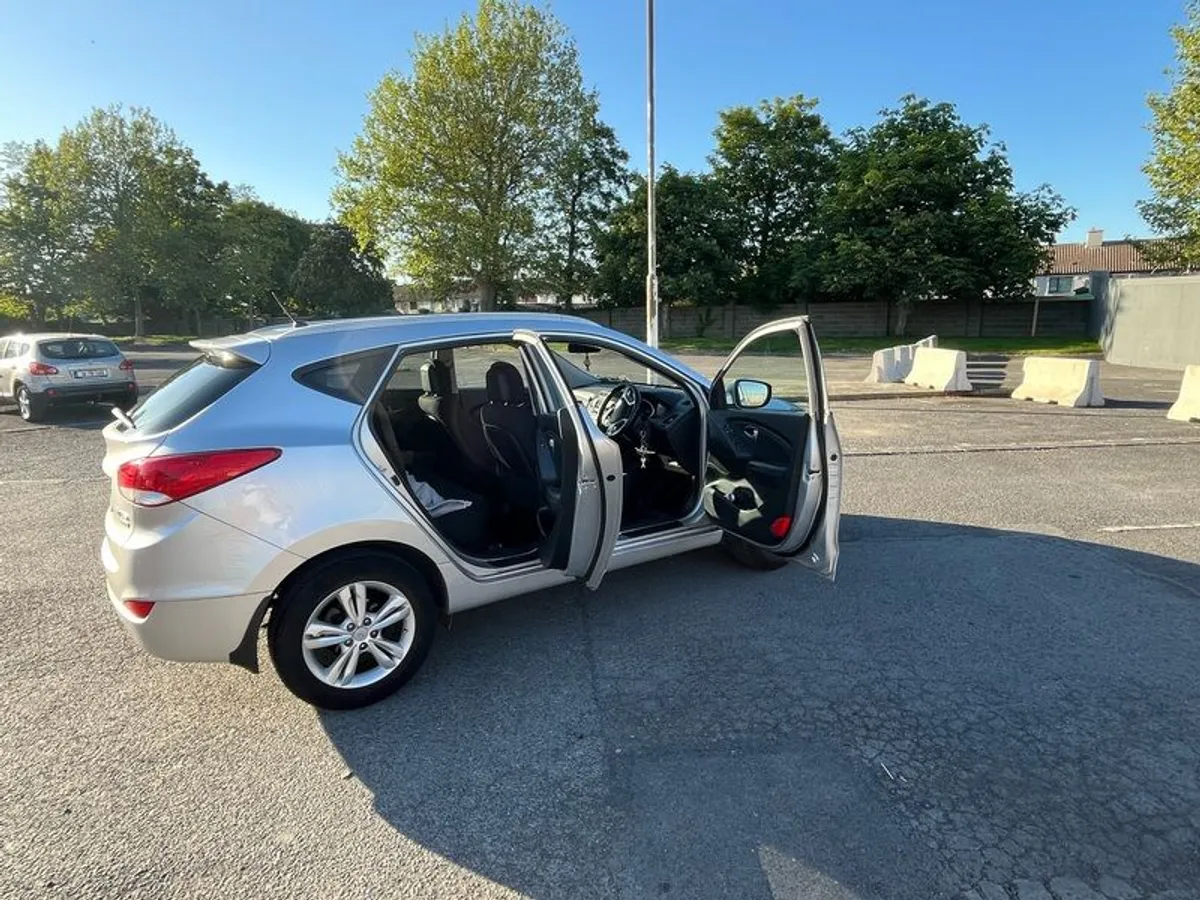 2012 Hyundai Ix35 - Image 2