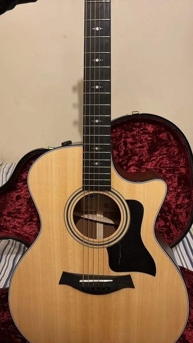 Taylor 314CE-V Grand Auditorium Guitar with Original Pick Up - Image 4