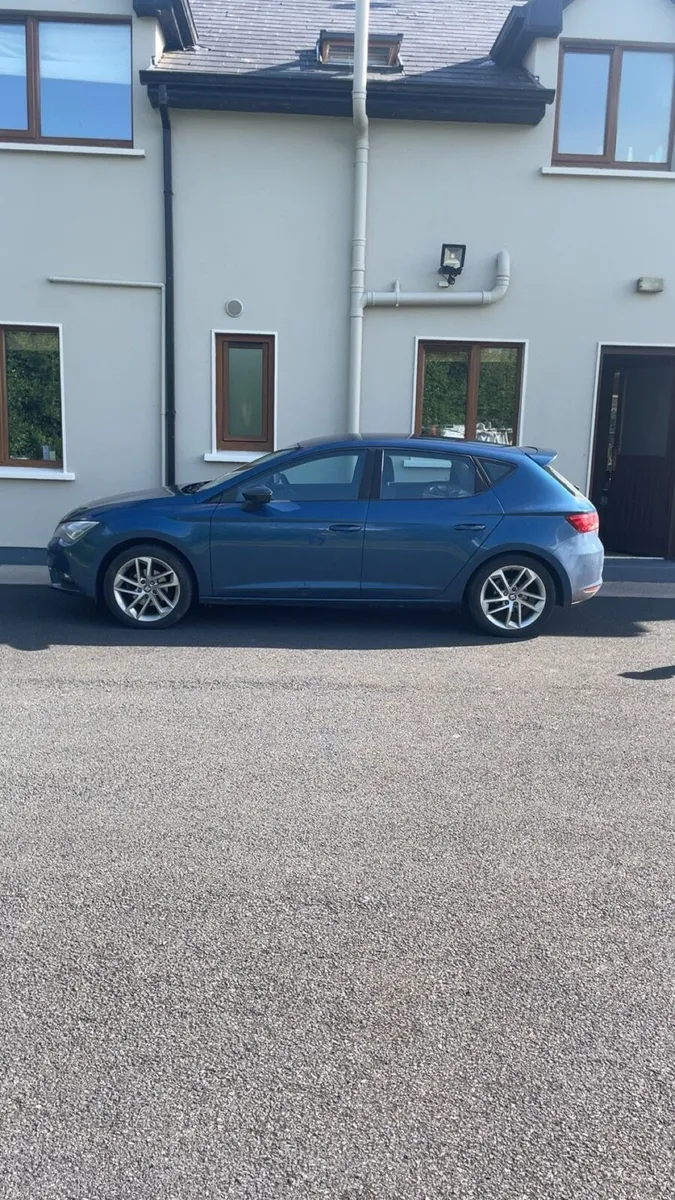 Genuine Seat Leon alloys - Image 1