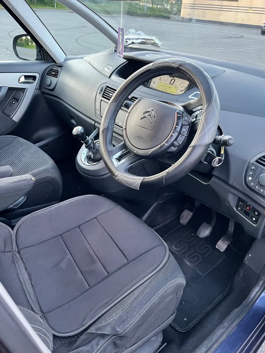 Citroen C4 Picasso 2012 - Image 2