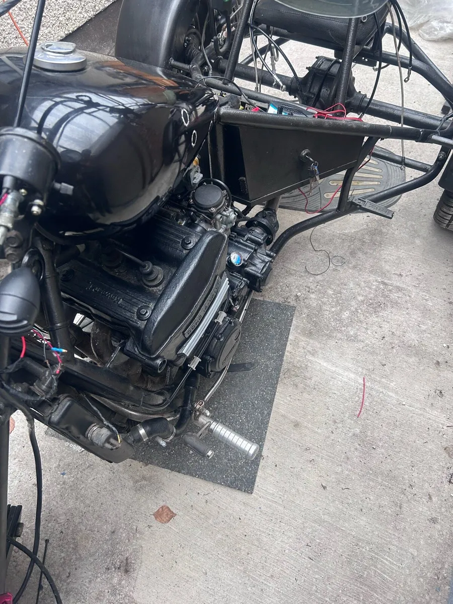 Kawasaki gtr 1000 - Image 3