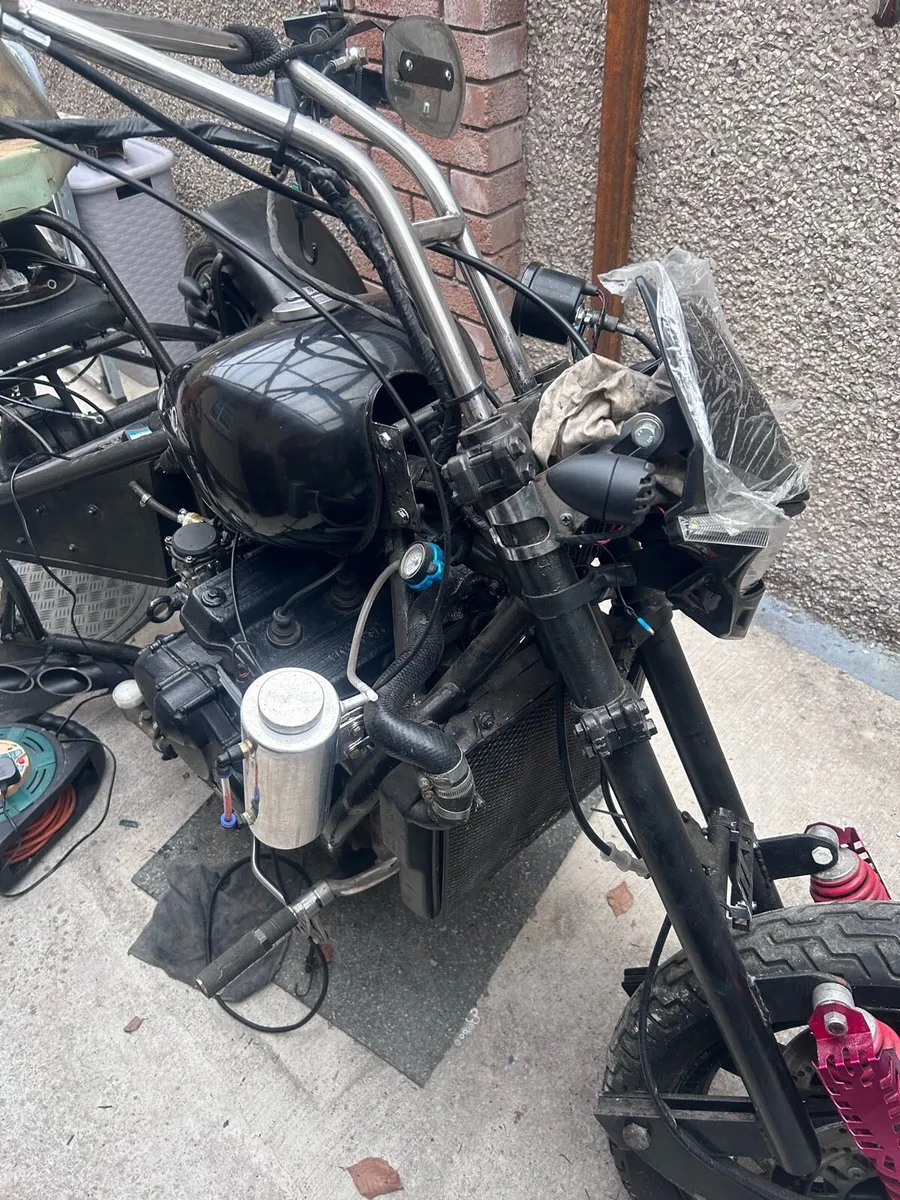 Kawasaki gtr 1000 - Image 4