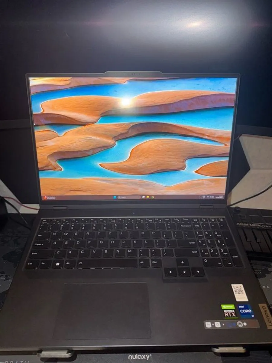 Lenovo Legion Pro 5i 16" Gaming Laptop i7-13700HX 16GB RAM RTX 4060 - Image 1