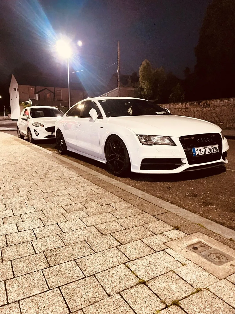 Car - Image 2