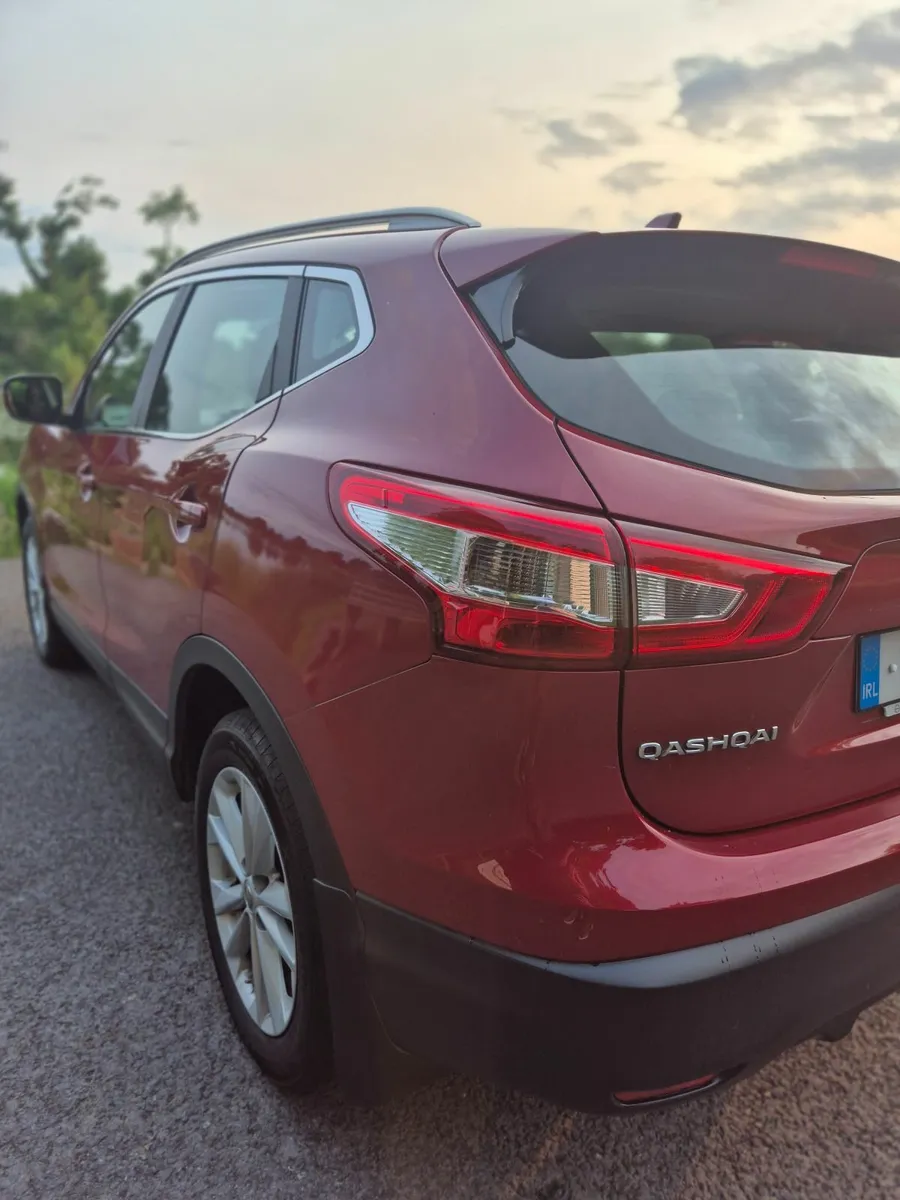 Nissan Qashqai 2017 - Image 2