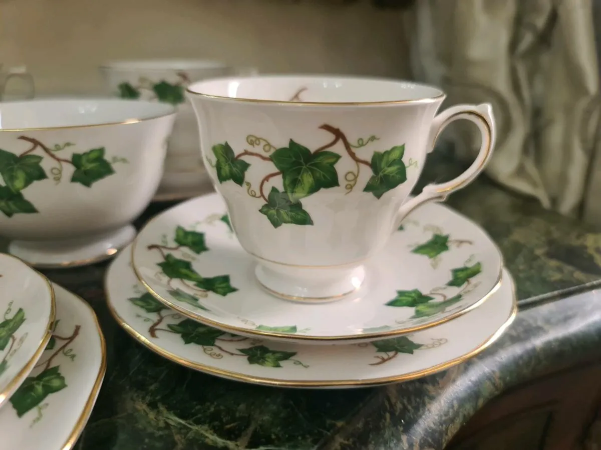 Colclough vintage teaset - Image 2
