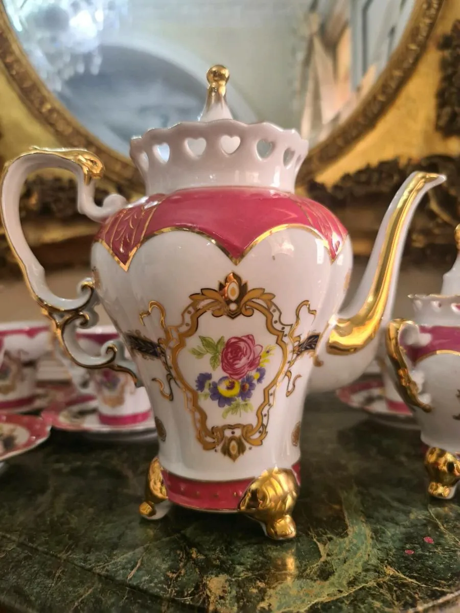 Dutch handpainted vintage coffee set - Image 2