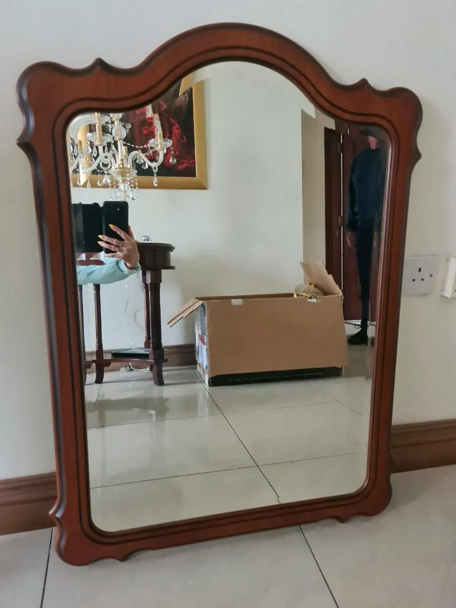 Large rossmore mirror - Image 1