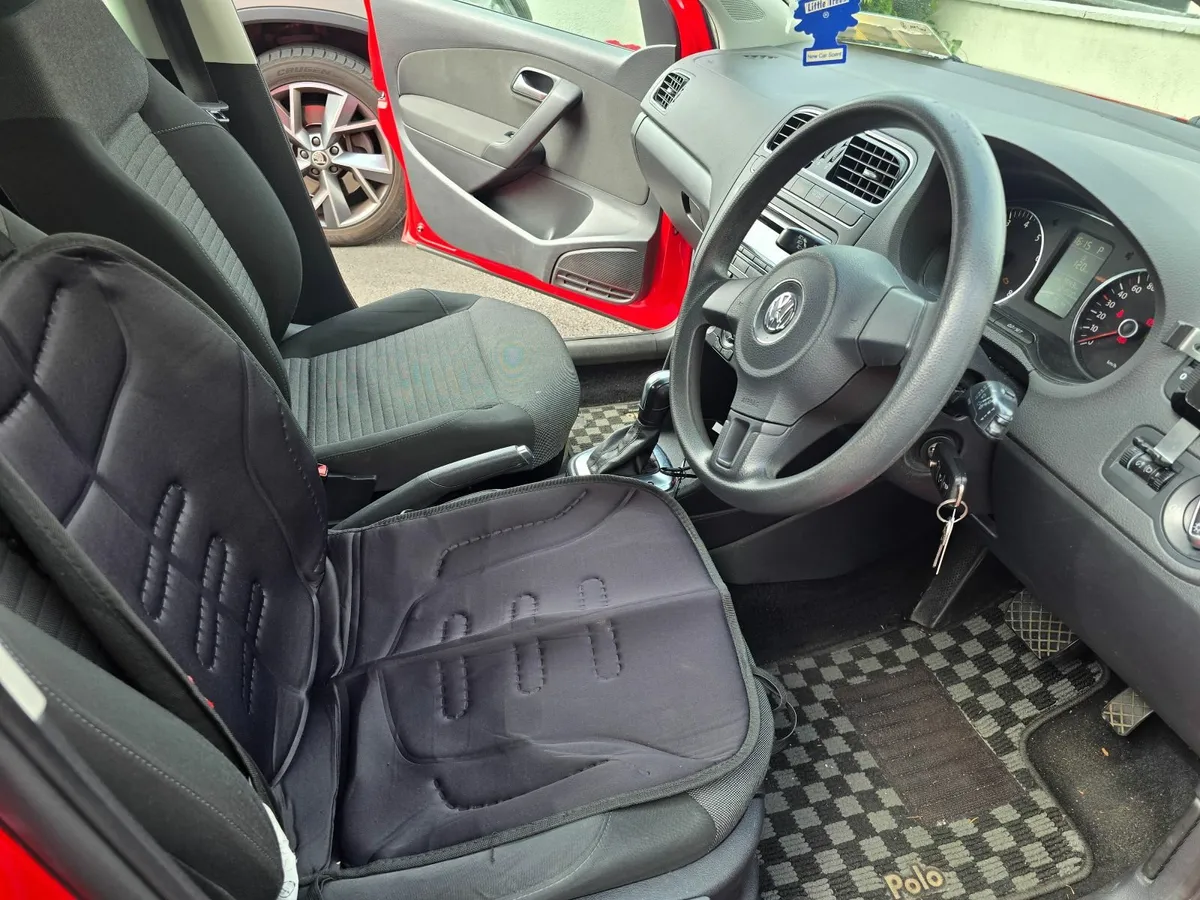 Volkswagen Polo 2012 - Image 2