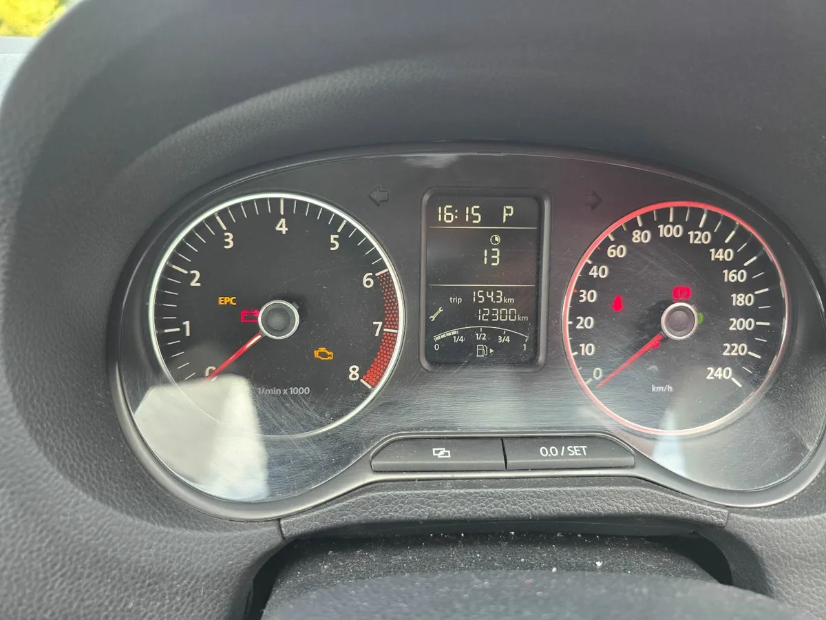 Volkswagen Polo 2012 - Image 4