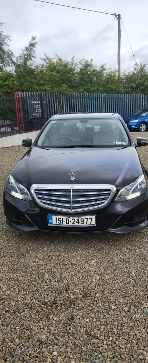 Mercedes-Benz E-Class 2015 Auto Dsl - Image 2