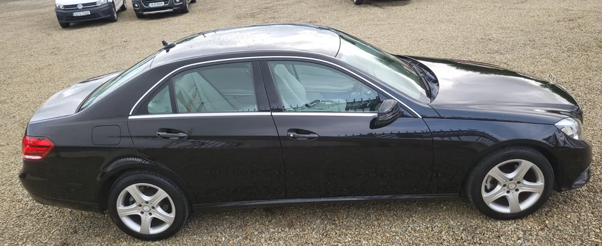 Mercedes-Benz E-Class 2015 Auto Dsl - Image 4