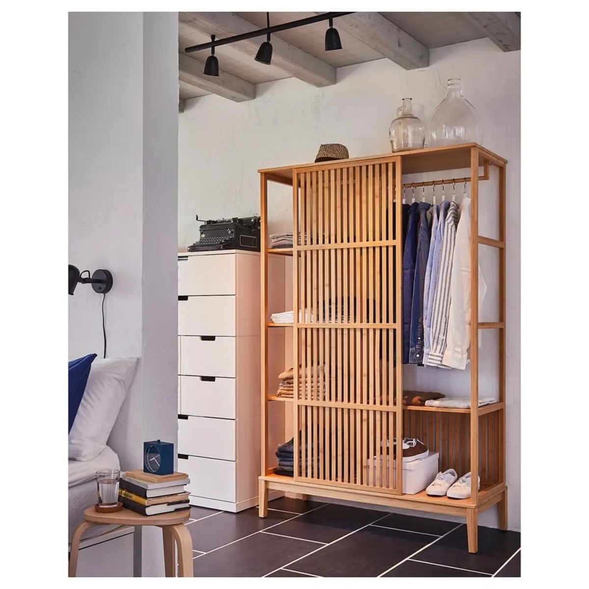 Open Wardrobe - Image 2