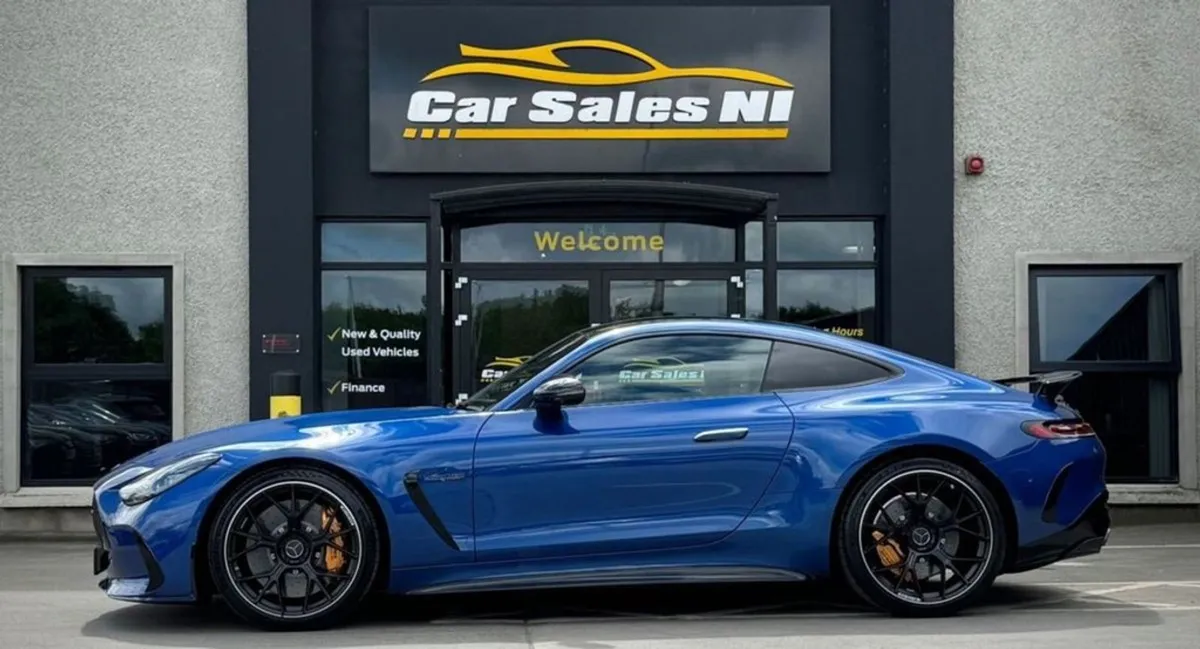 Mercedes-Benz AMG GT 4.0 63 V8 Biturbo Ultimate C - Image 4