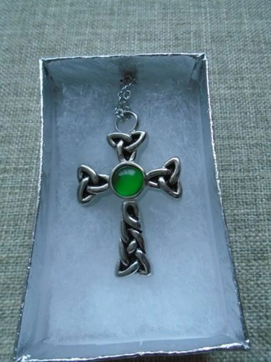 Celtic cross necklace,Jewellery,Gift. - Image 1