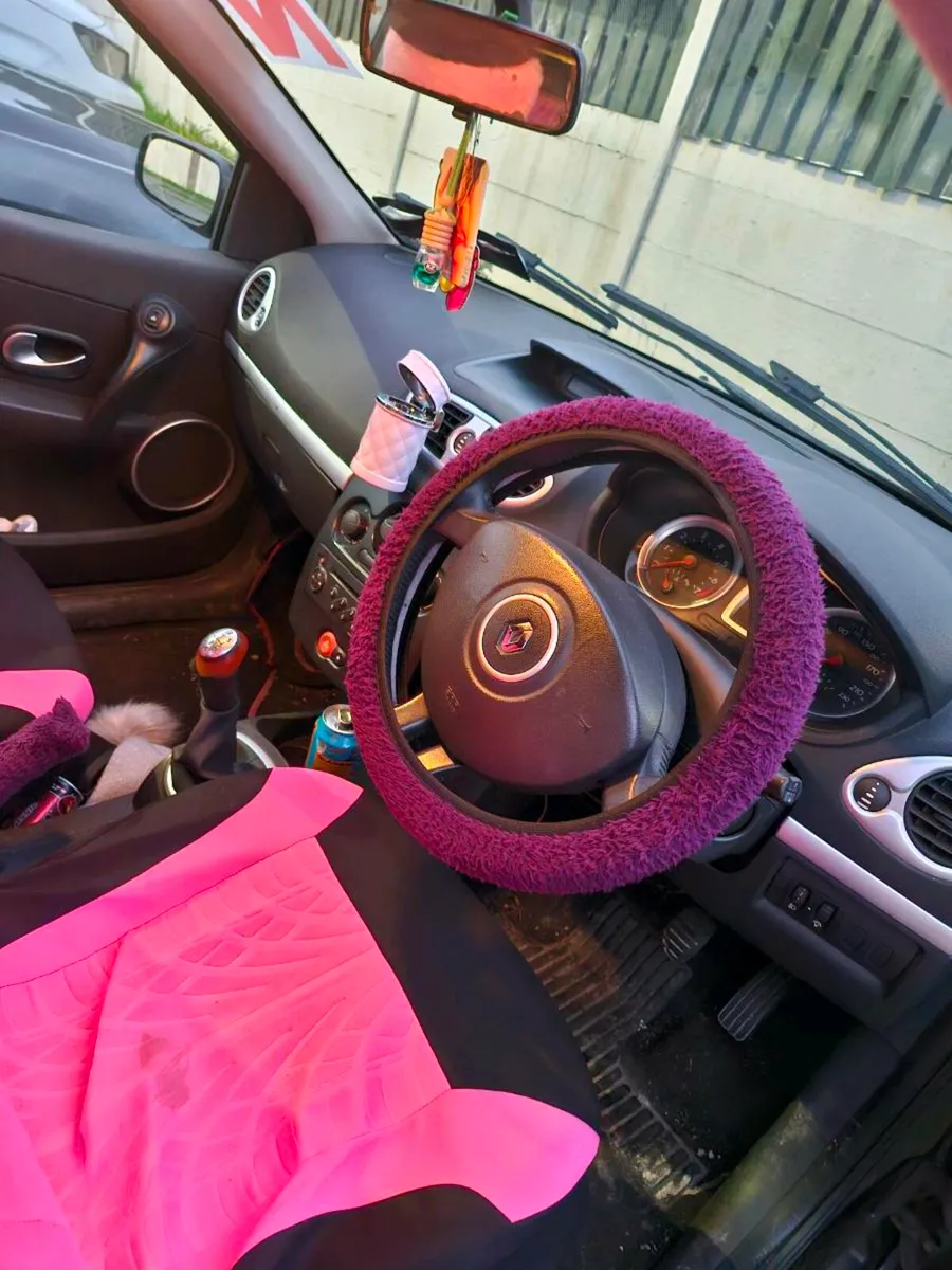 Renault clio - Image 2