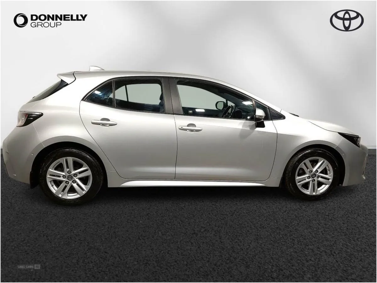 Toyota Corolla 1.2t Vvt-i Icon Tech 5dr - Image 3