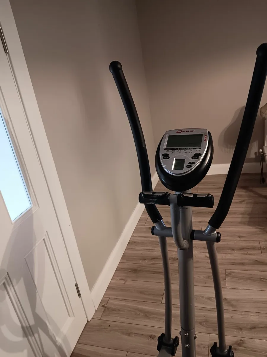 Cross trainer - Image 2