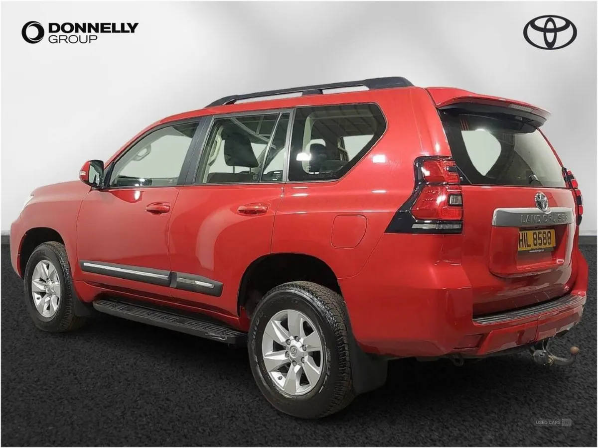 Toyota Landcruiser 2.8 D-4d 204 Active 5dr Auto 5 - Image 2