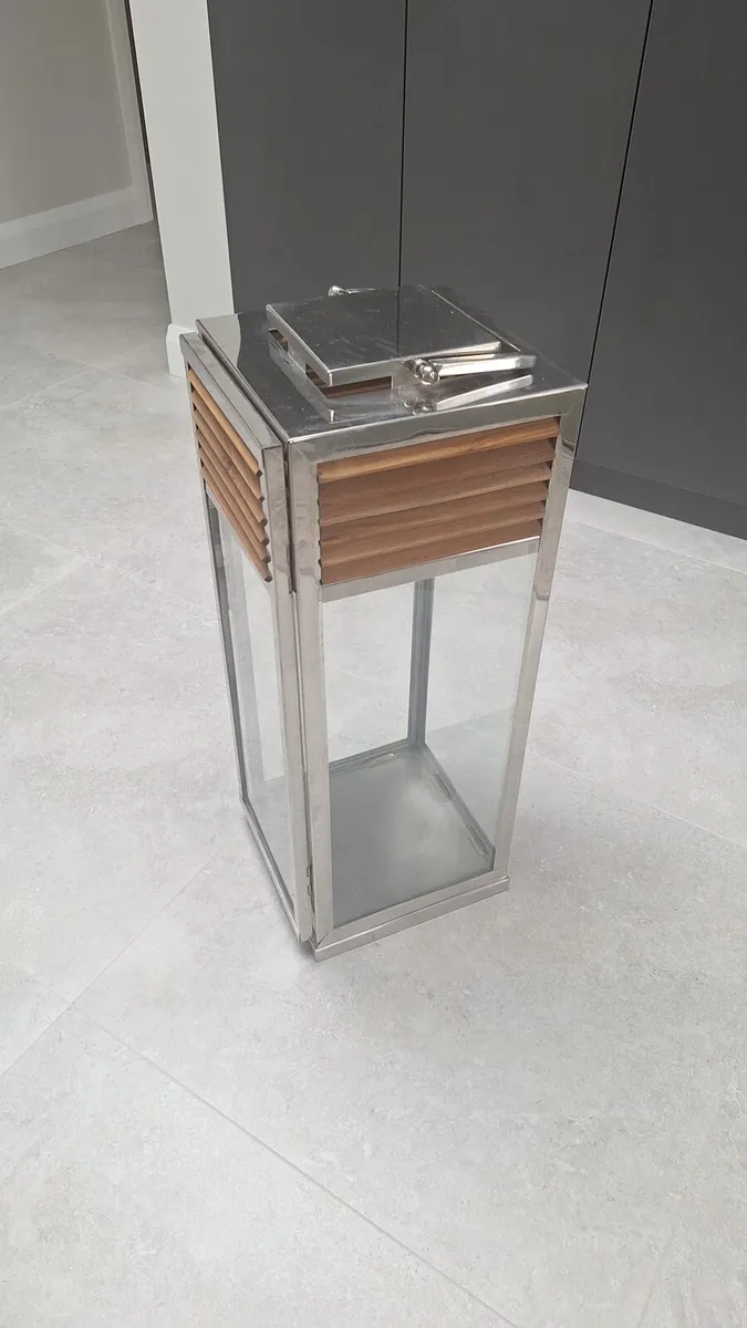 Large Lantern - Image 1