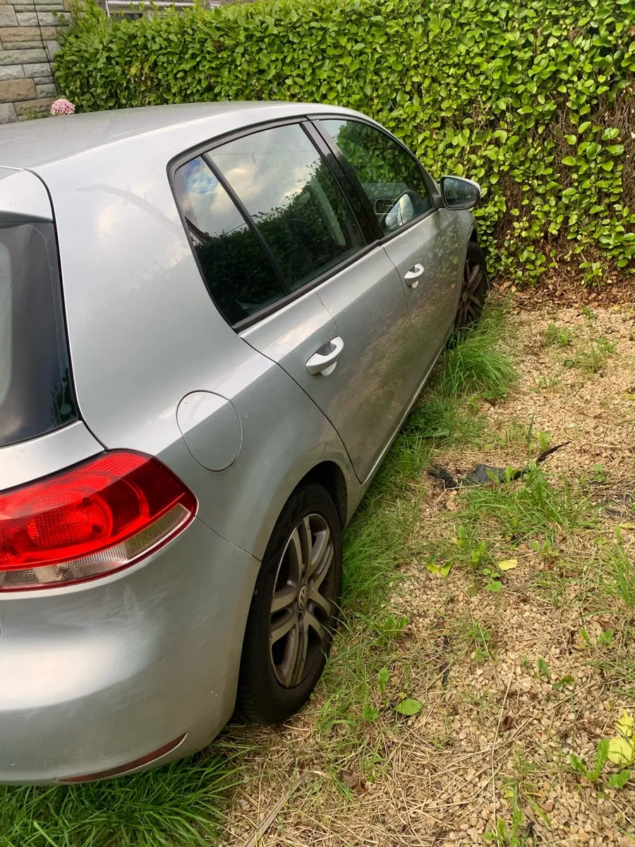 VW Golf 2.0 TDI - Image 2