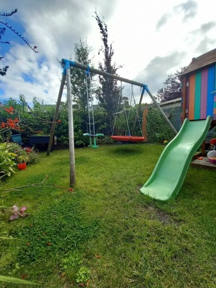 Swing set - Image 3