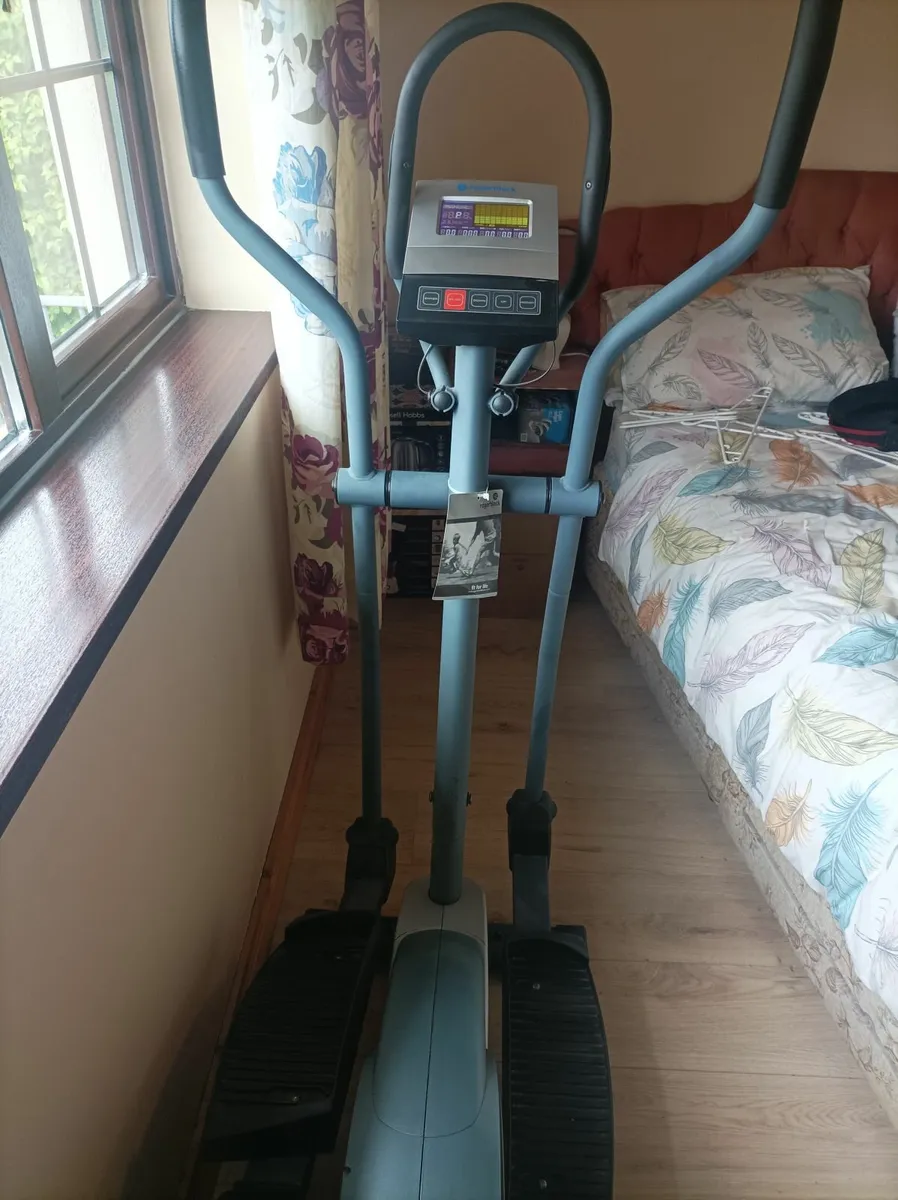 Crosstrainer - Image 4