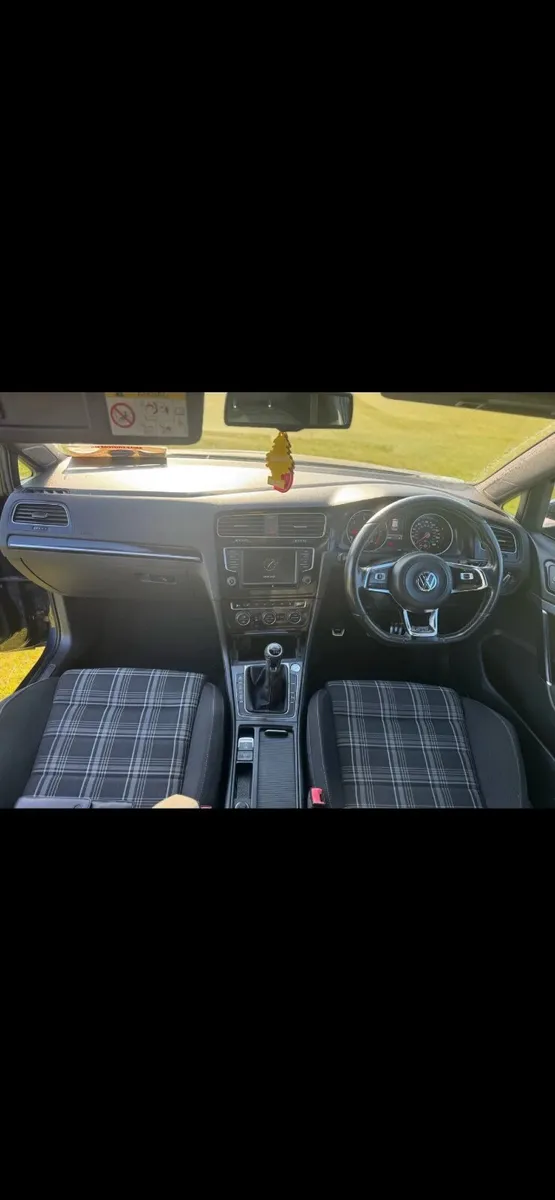Volkswagen Golf GTD 2015 (152) - Image 3