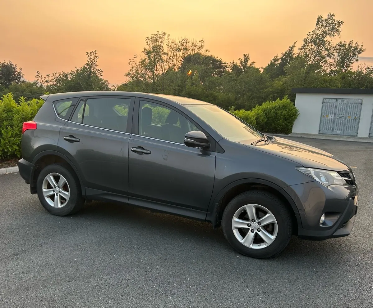 Toyota RAV4 - Image 4
