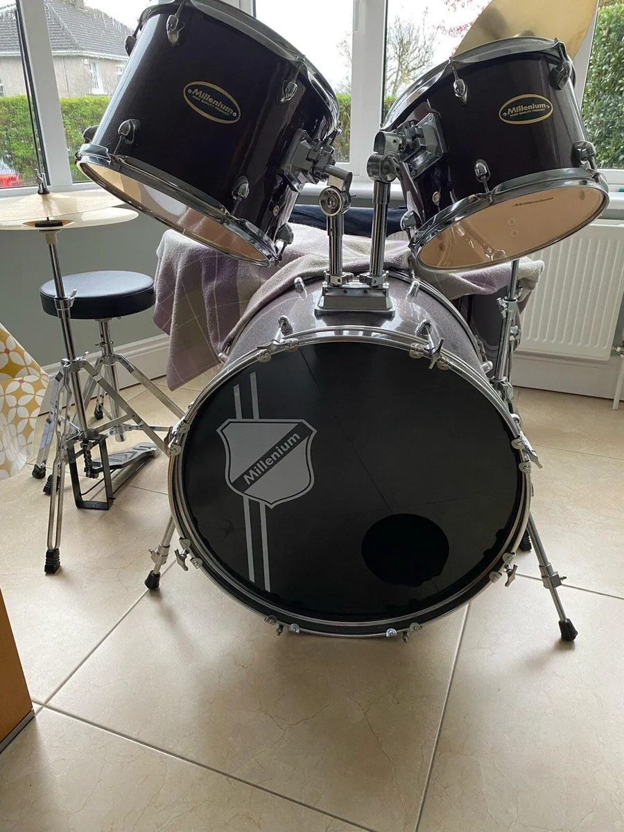Drum kit (wine colour) - Image 2