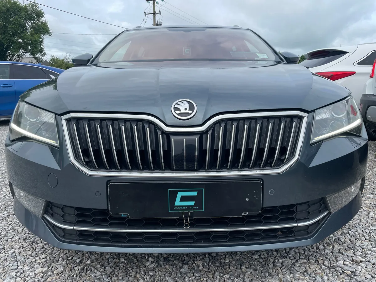 Skoda Superb 2.0 TDI - Image 4