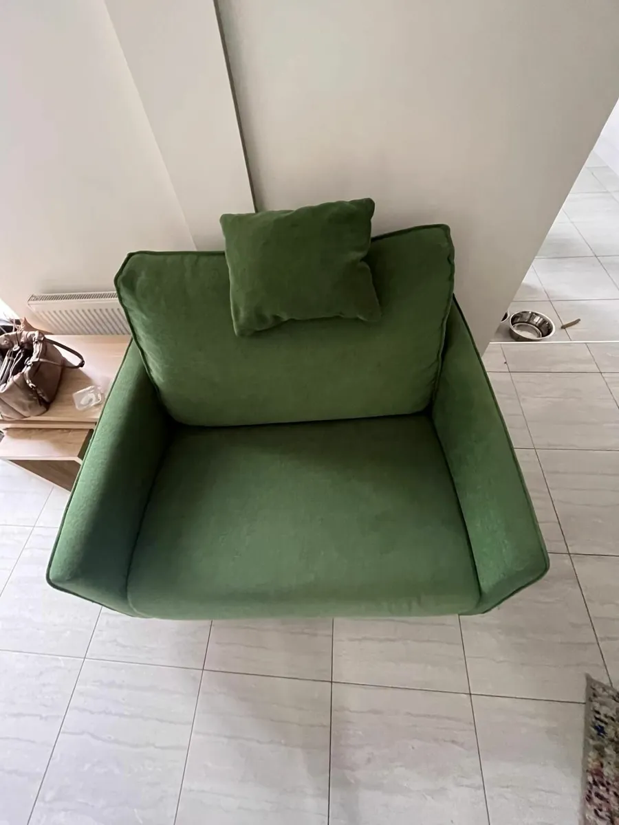 Armchair - Image 2