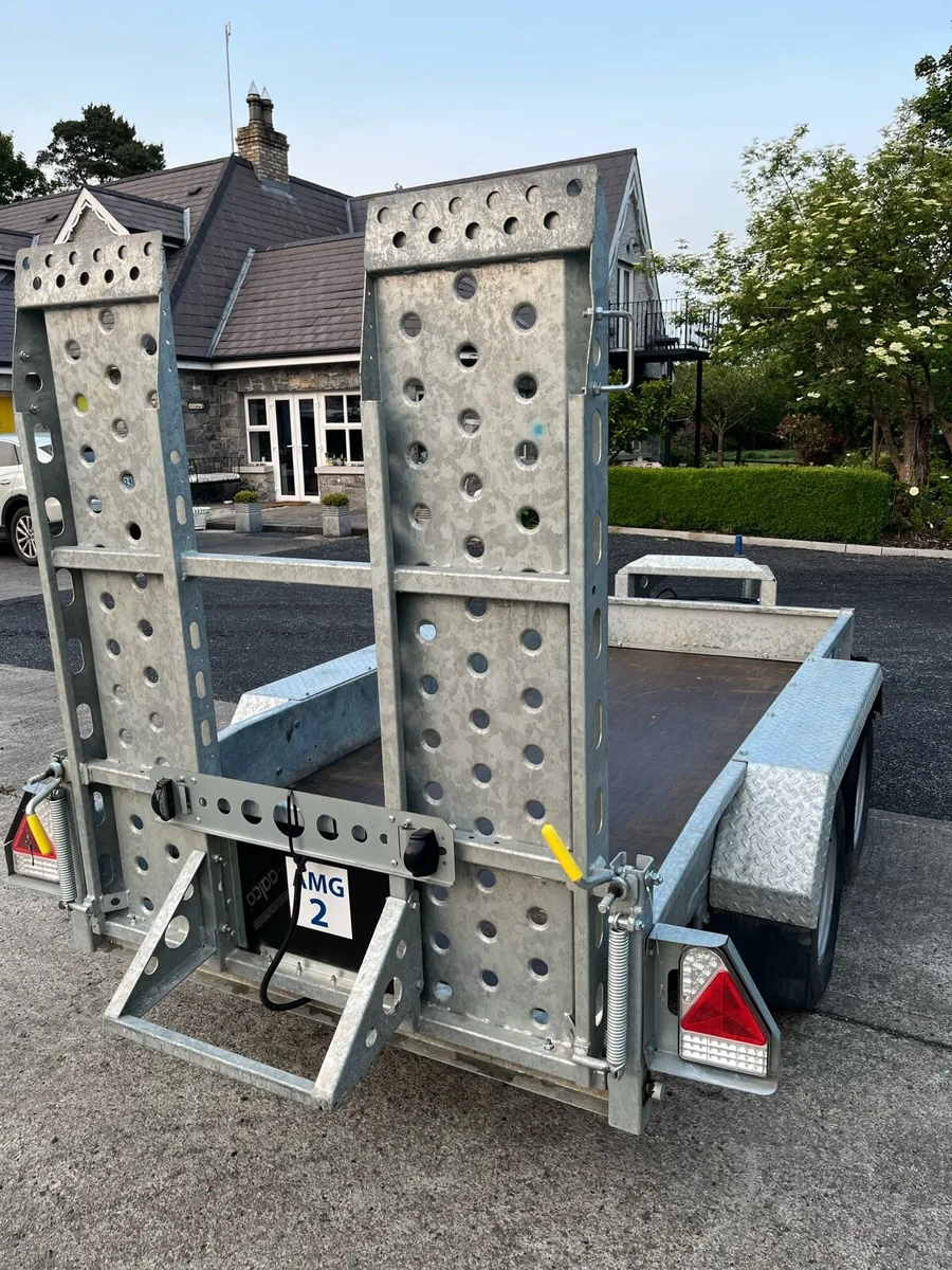 Plant trailer beavertail - Image 1