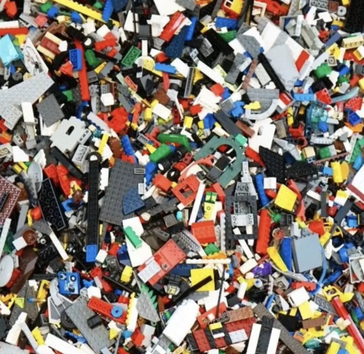 LEGO 1kg Bundle mixed Bricks Parts Pieces - Image 1